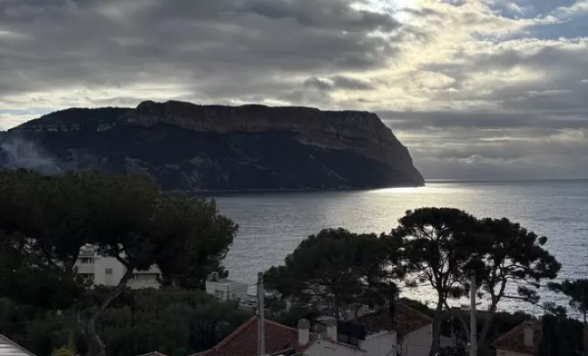 Location de pompe à béton mobile, Marseille, Azur Pompe
